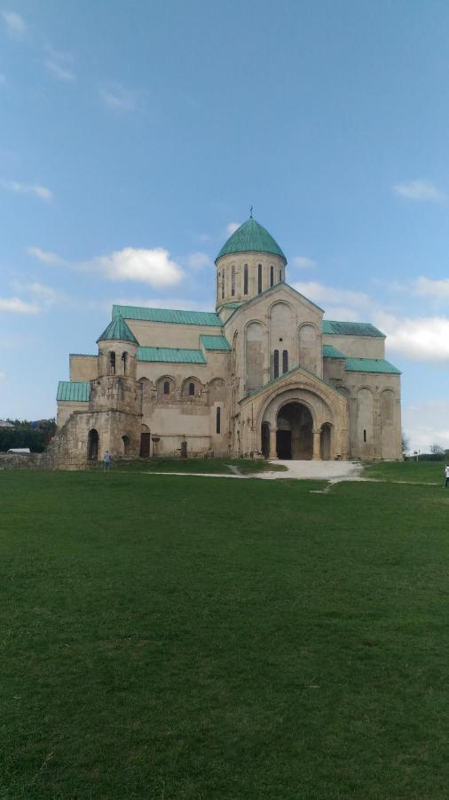 Апартаменти Host N1 Кутаїсі Екстер'єр фото